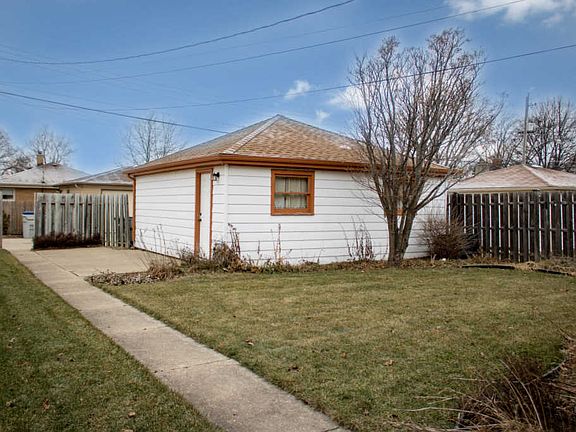 3rd image of 4047 N 89th St