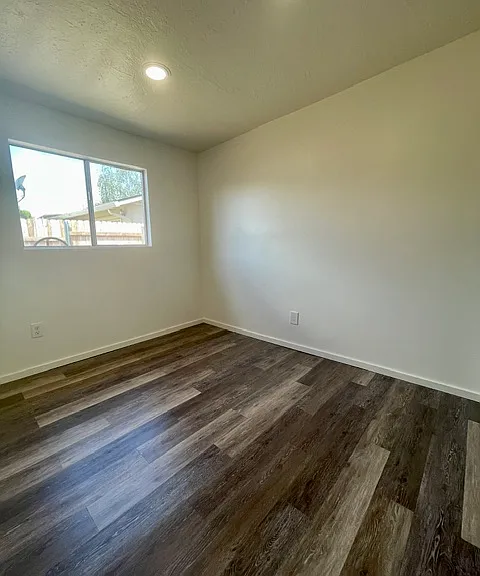 662 Beverly Dr #2 — Photo 9