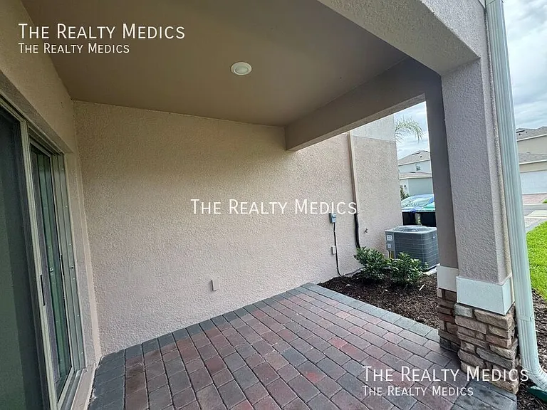 16594 Barbours Creek Way — Photo 30