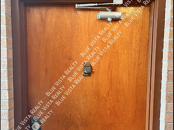 3rd image of 503 Woodlawn Ave APT 9