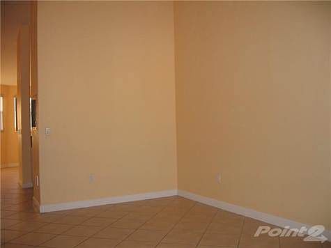 3rd image of 1660 SE 29th St Unit 209