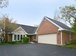 1818 Normandy Ct, Arlington Heights, IL 60004