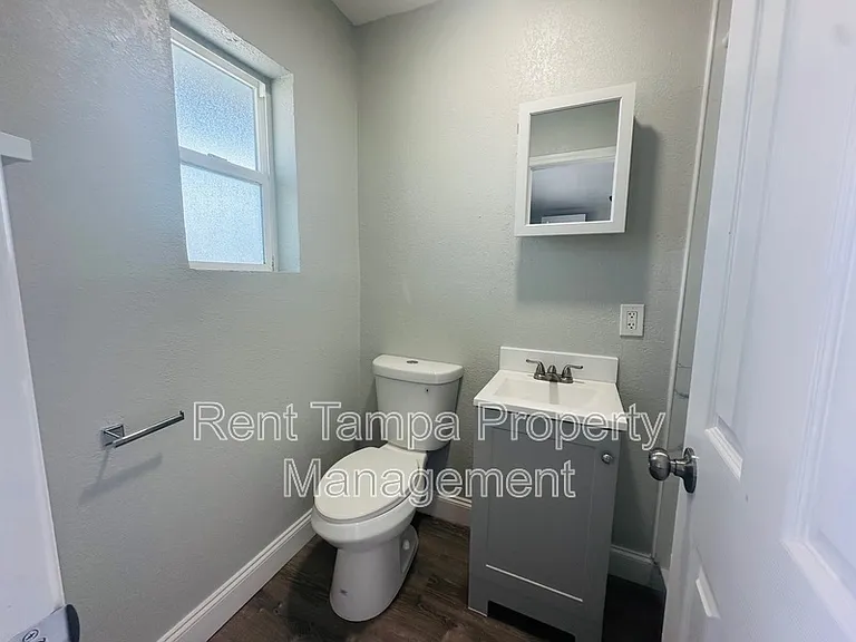 680 22nd Ave S #12 — Photo 15