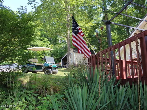 875 Woodhaven Ln, Leitchfield, KY 42754