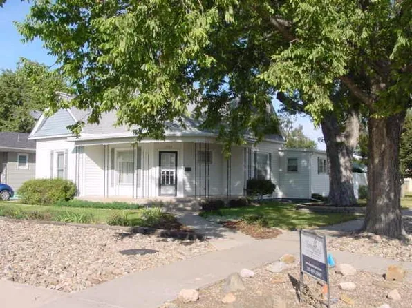 1533 Clark Ave, Goodland, KS 67735