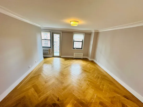 50 West 97th Street image 2 of 10