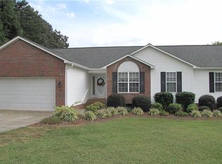 160 Gavin Ct, Thomasville, NC 27360