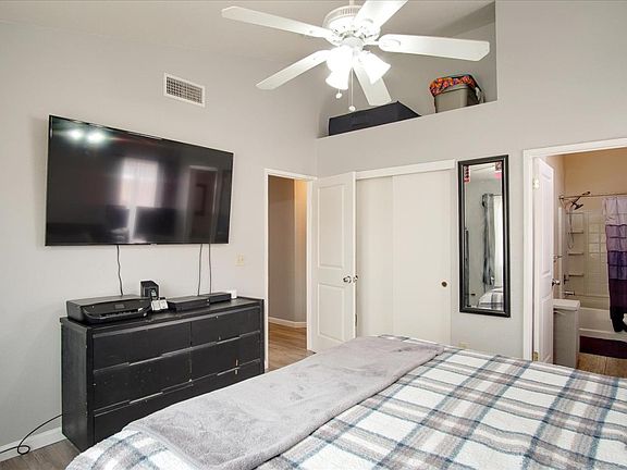 5th image of 632 Pismo Way