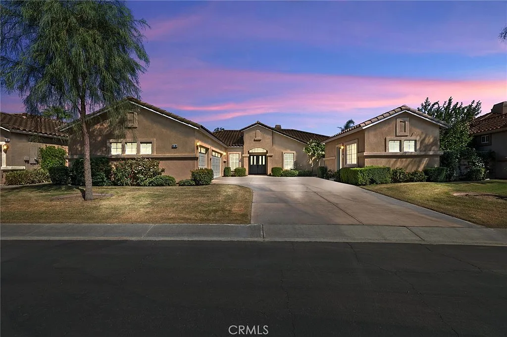 4 bed, 2380 sqft, $5,999 — Photo 1