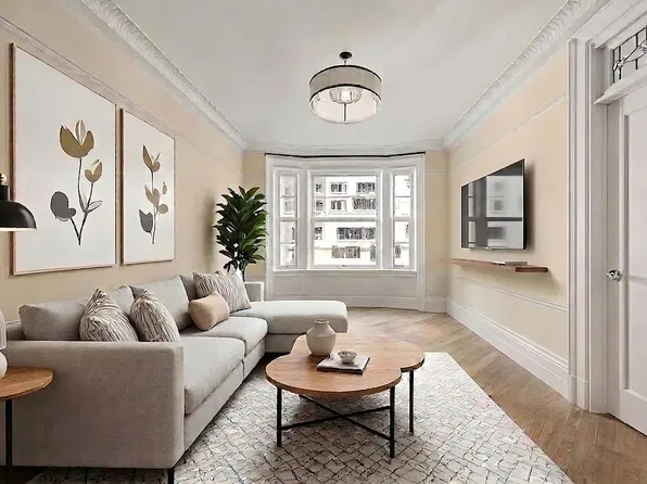 200 W 54th St APT 10K, New York, NY 10019