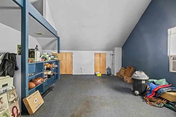 Sold by Compass | media 7