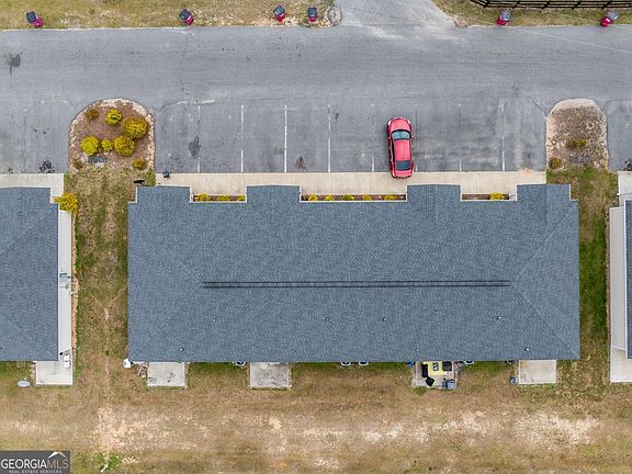 5th image of 609 Beach Rd