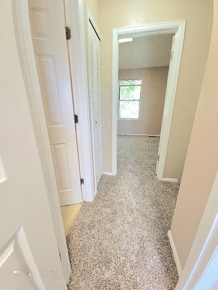 2 bed, 908 sqft, $1,700 — Photo 1