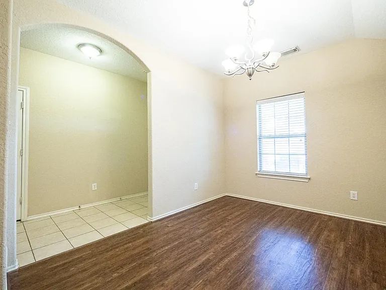 11219 Overland Trail Dr — Photo 6