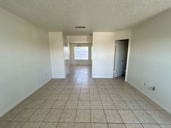 3rd image of 3810 Charolais Dr APT C