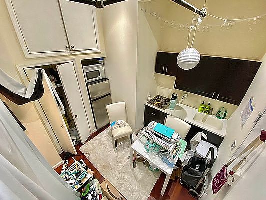1st image of 69 W 71st St #4C