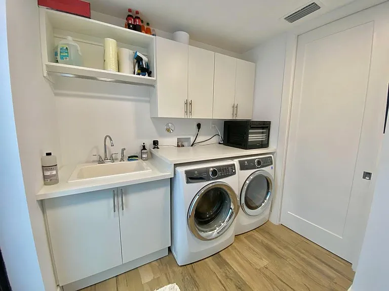 348 Balboa St — Photo 20