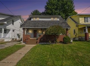 16 W Moody Ave, New Castle, PA 16101