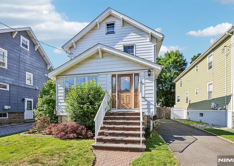 1st image of 38 Sunnyside Ave