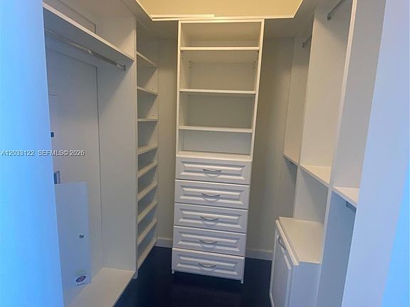 5th image of 185 SW 7th St APT 4206