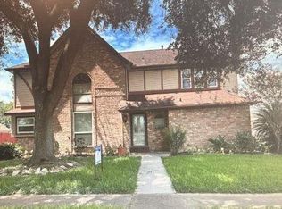 15502 Rio Plaza Dr, Houston, TX 77083