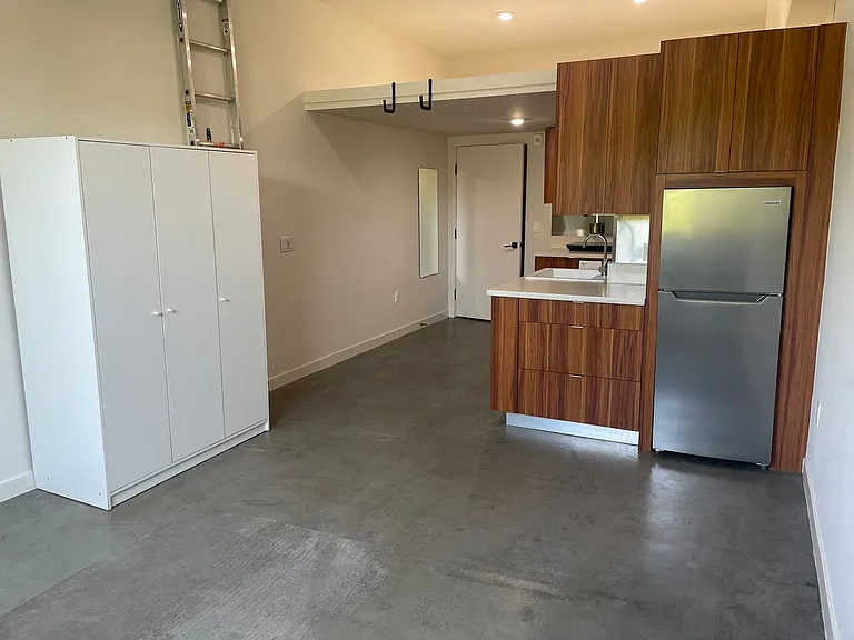 Arroyo LA Designer Studio Community Living — Photo 36