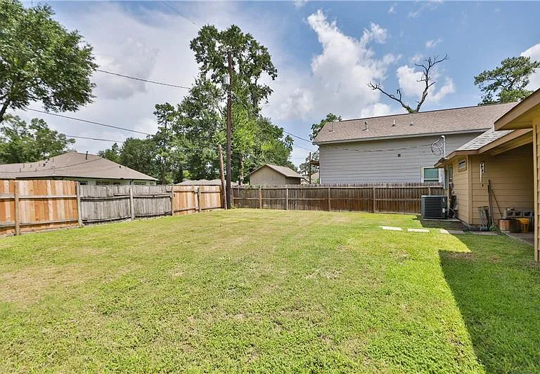 6615 Goldspier St — Photo 32