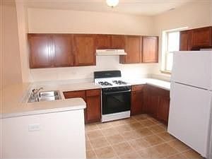 3rd image of 7651 S Parnell Ave #2