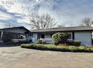 239 Meadowlark Ave, Roseburg, OR