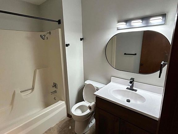 5th image of 716 S 9th St #26