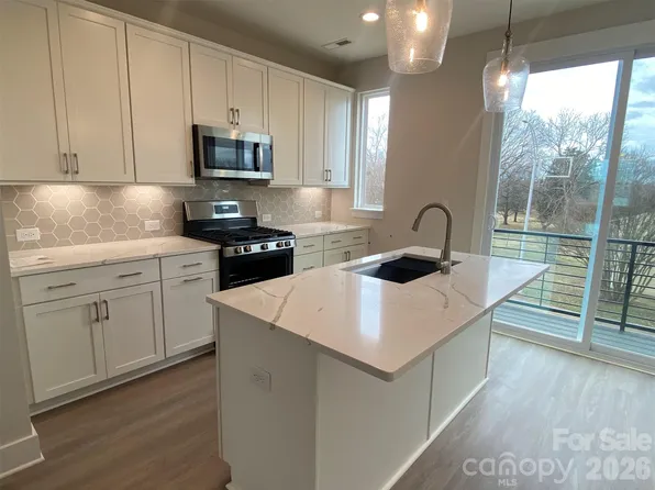 942 Callahan St #Eqx1772, Charlotte, NC 28206