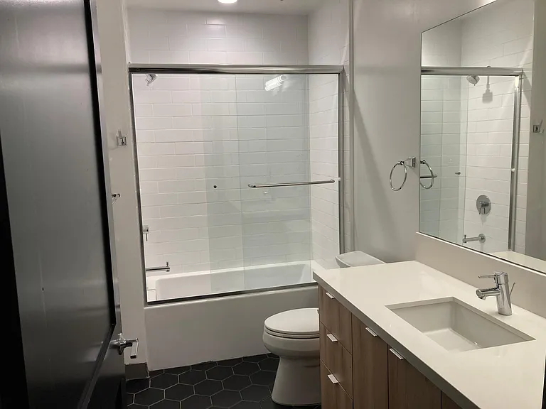 161 S Normandie Ave #9 — Photo 28