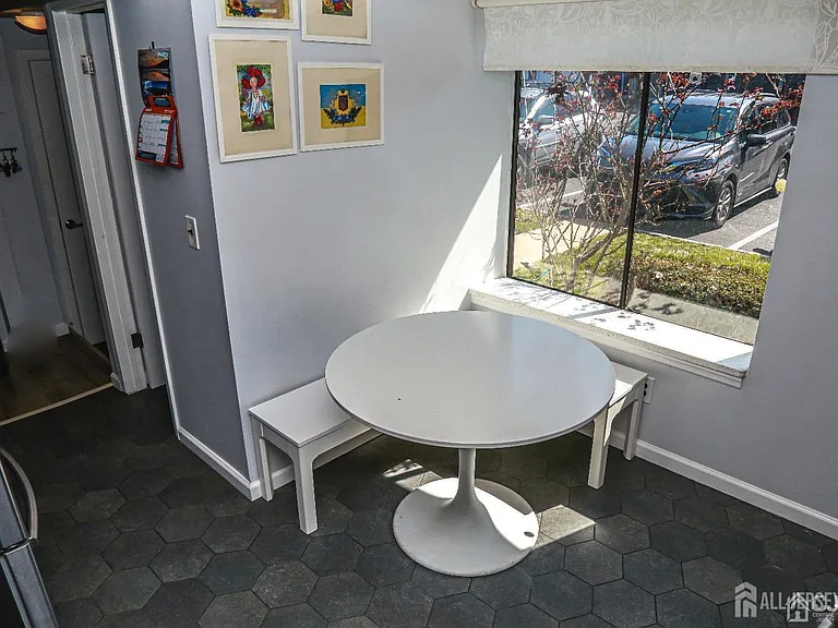 5805 Hana Rd — Photo 24