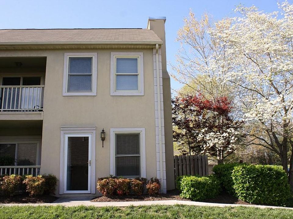 1st image of 8606 Old Carriage Ct