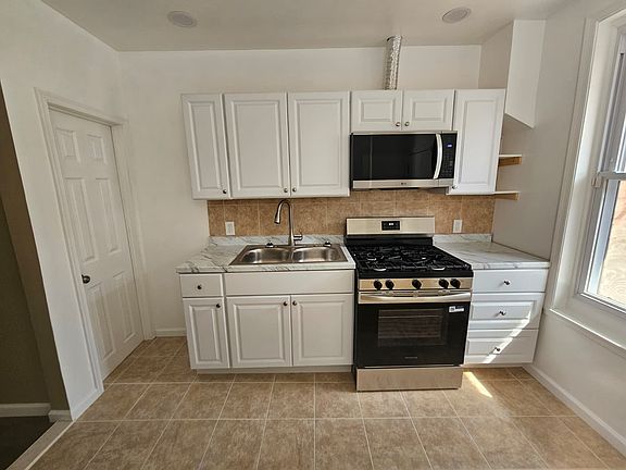 5th image of 5006 Reno St
