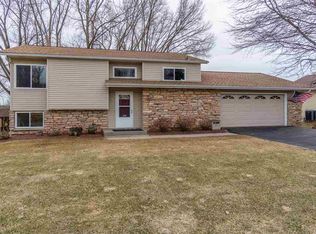 525 Naragansett Ave, Baraboo, WI 53913