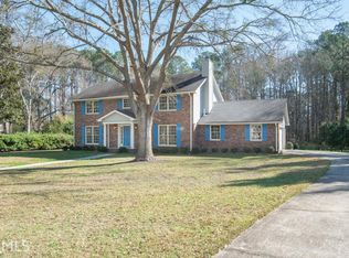 110 Creekwood Ct, Fayetteville, GA 30214