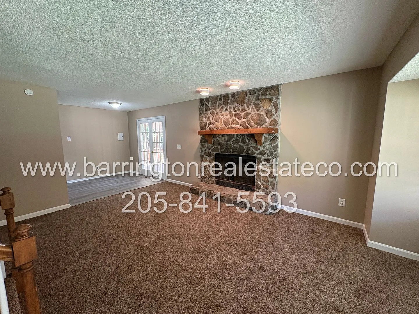 Tarrant — Photo 2