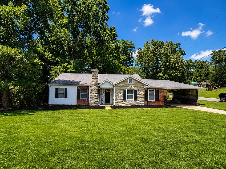 302 Davis Park Rd
