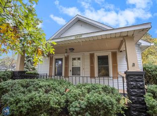 819 Riverside Dr, Battle Creek, MI 49015