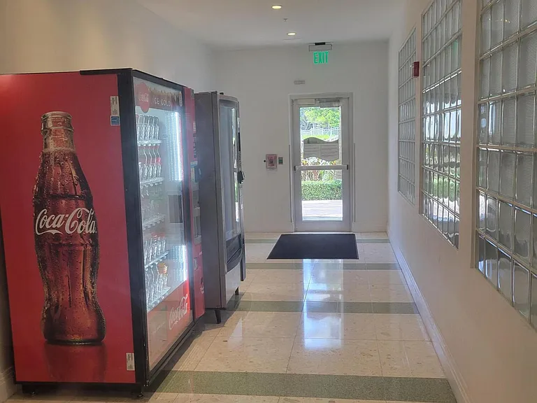 3901 S Ocean Dr #12T — Photo 32