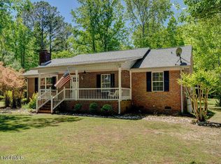 4348 Croomsbridge Rd, Burgaw, NC 28425
