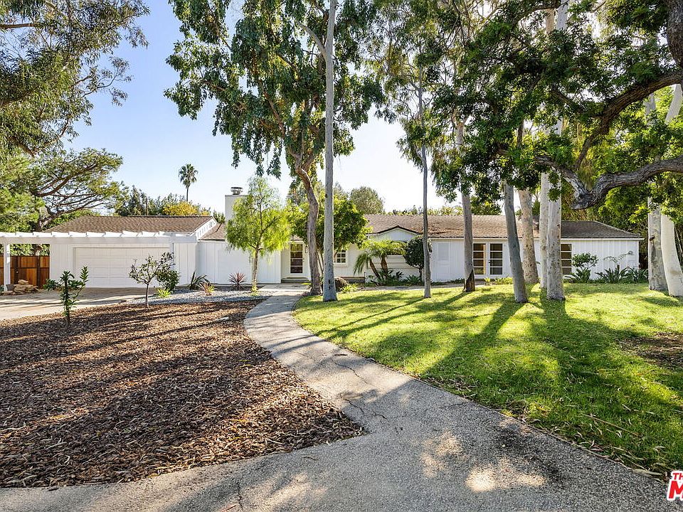 1st image of 6637 Zumirez Dr