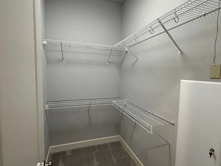 636 SW 128th Ter — Photo 17