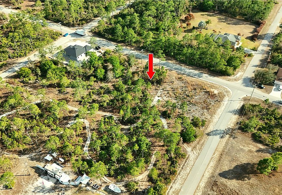 2nd image of 3203 E 10th St