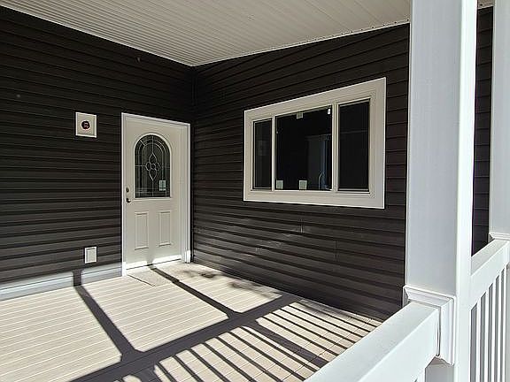 Front Porch Entrance 