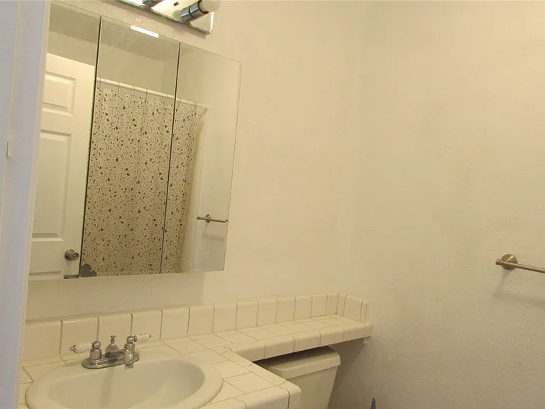 1697 Richardo Ave — Photo 13