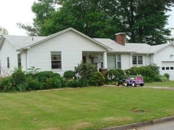 1432 3rd St SW, Cullman, AL 35055