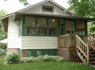 406 N Garfield Ave, Champaign, IL 61821
