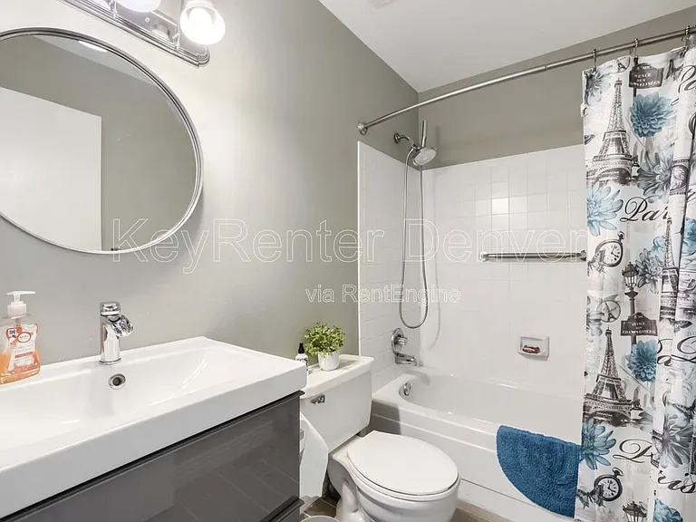 1201 Galapago St #94 — Photo 10